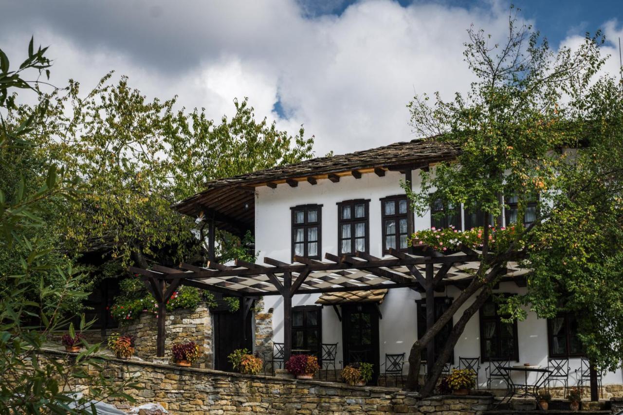 Hotel Dedovite Kashti à Stefanovo  Extérieur photo