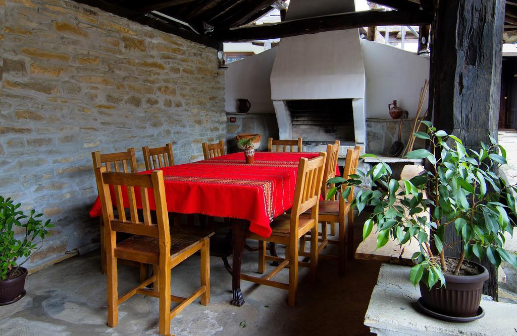 Hotel Dedovite Kashti à Stefanovo  Extérieur photo