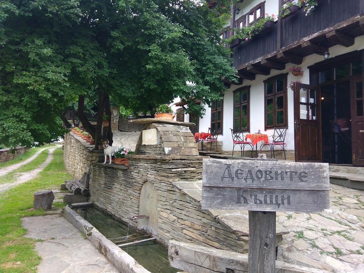 Hotel Dedovite Kashti à Stefanovo  Extérieur photo